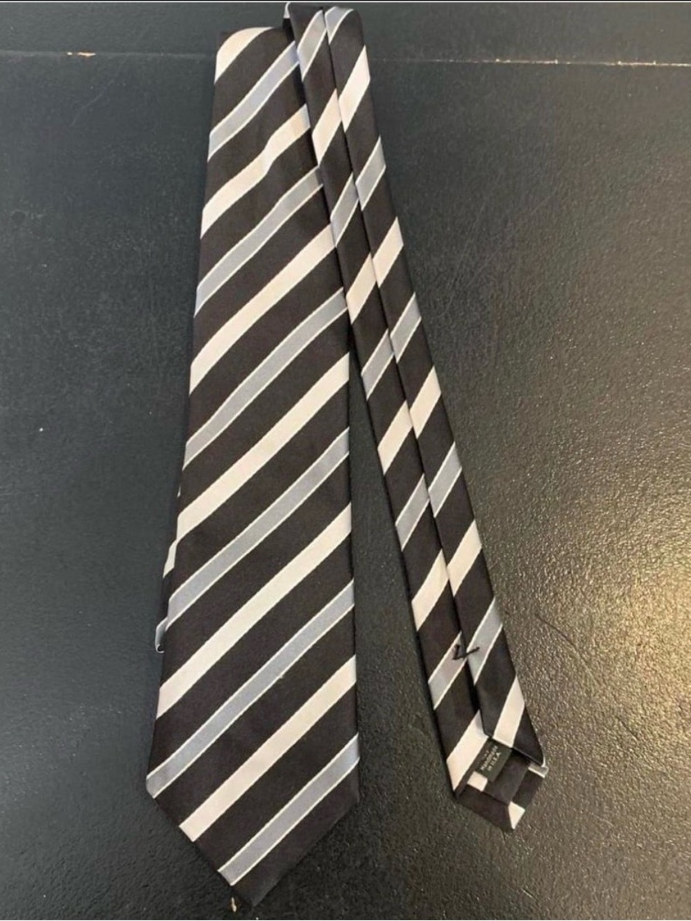 David Donahue Men's black
Striped tie made in Italy